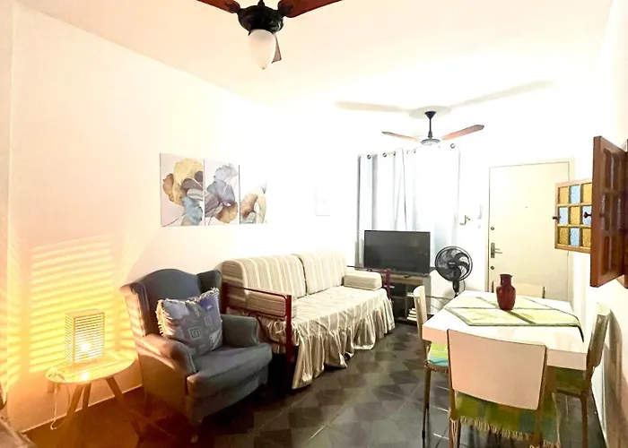 Apartamento Confortavel Com Varanda